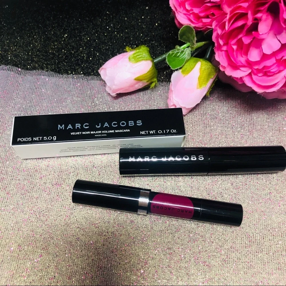 💋Marc Jacobs Liquid Lip Crayon Lipstick + Mascara
